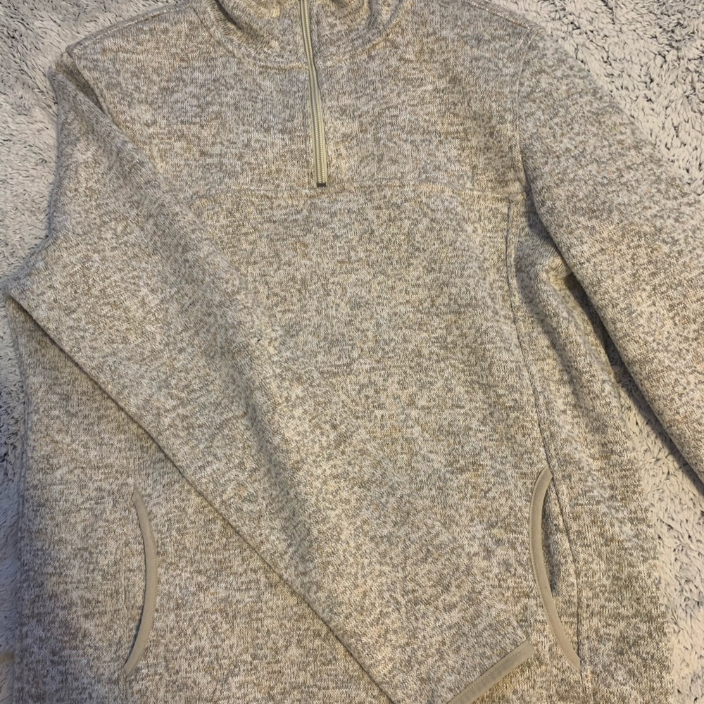 Forth zip-up sweater